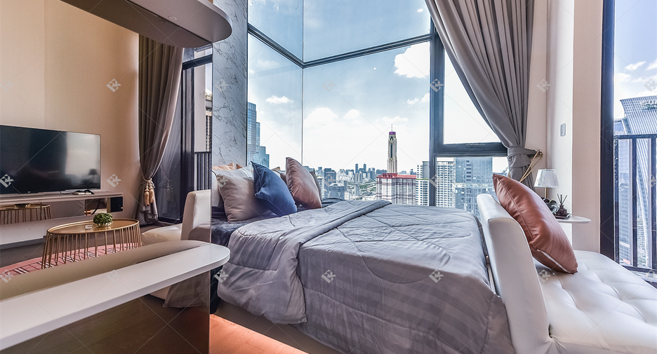 For rent 2 bedrooms condo in Ratchathewi, Bangkok