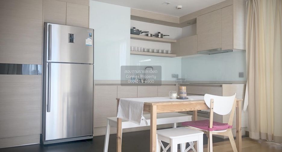 For rent 2 bedrooms condo in Watthana, Bangkok