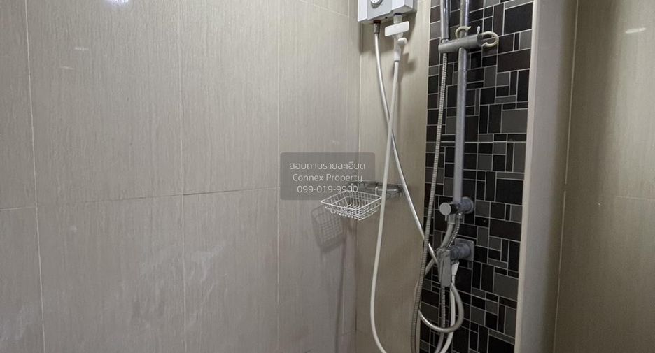 For rent 2 bedrooms condo in Bang Na, Bangkok