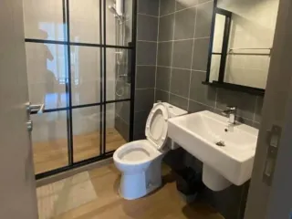 Condo en alquiler de 1 habitaciones en Bang Kapi, Bangkok