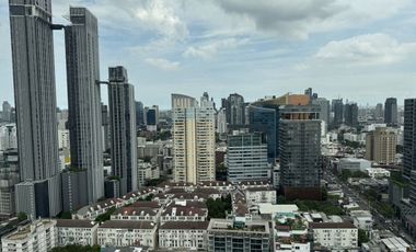 For sale 2 bedrooms condo in Watthana, Bangkok