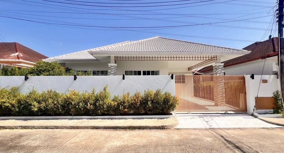 Casa en alquiler de 3 habitaciones en Thalang, Phuket