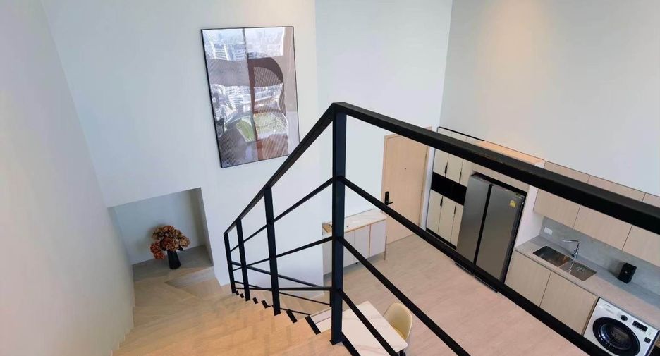 For rent 2 bedrooms condo in Sathon, Bangkok