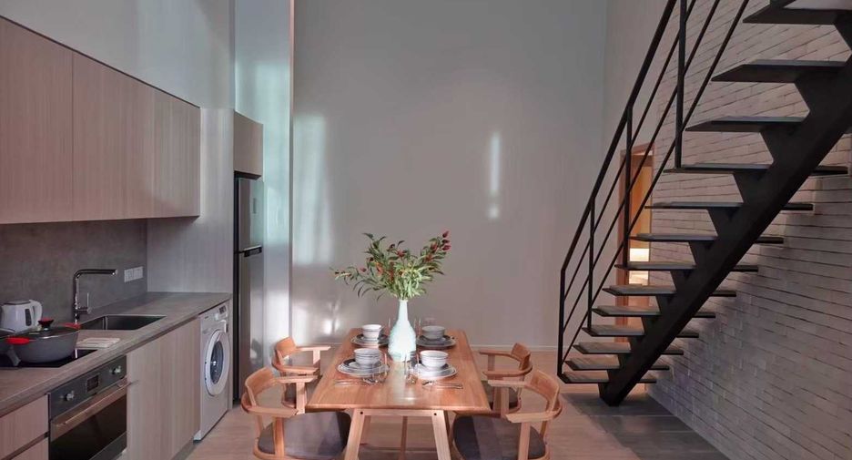 For rent 2 bedrooms condo in Sathon, Bangkok