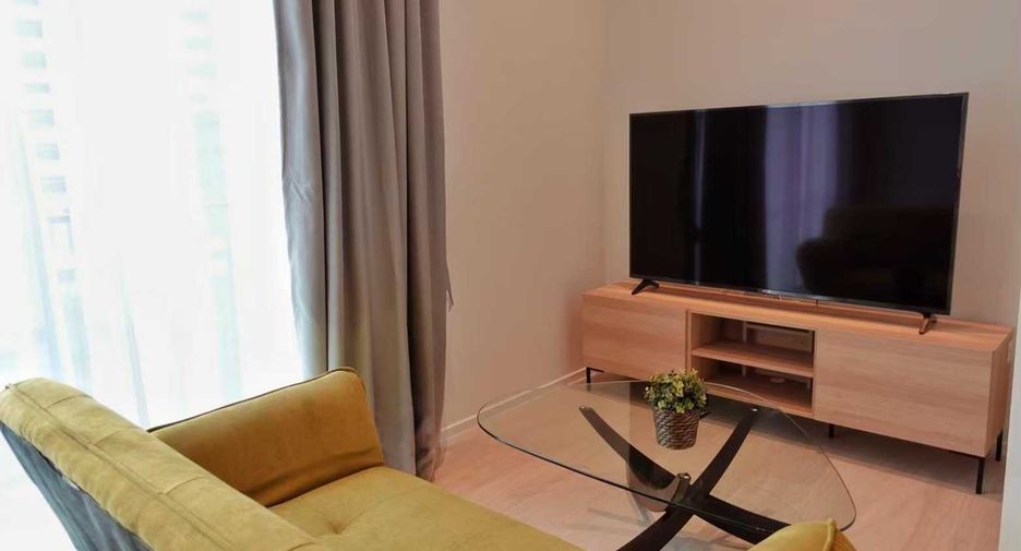 For rent 2 bedrooms condo in Sathon, Bangkok