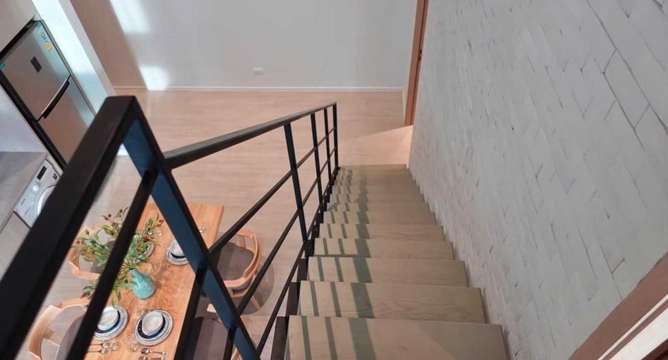 For rent 2 bedrooms condo in Sathon, Bangkok