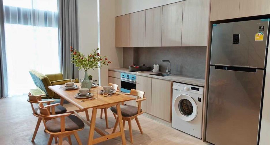 For rent 2 bedrooms condo in Sathon, Bangkok