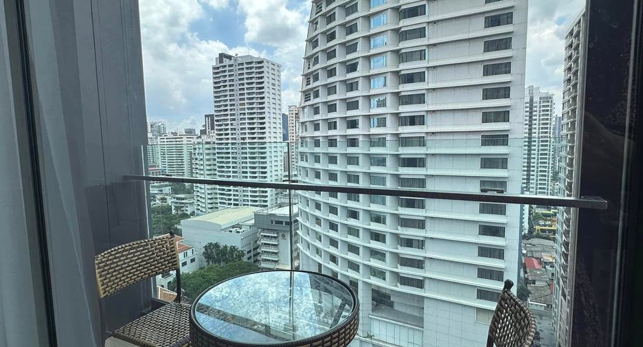 Condo en alquiler y en venta de 2 habitaciones en Khlong Toei, Bangkok