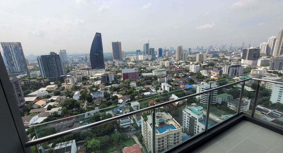 ให้เช่า และ ขาย 2 ห้องนอน คอนโด ใน คลองเตย, กรุงเทพฯ