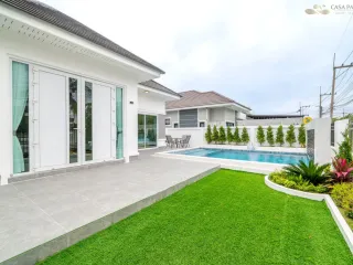 For sale 3 bedrooms villa in Bang Lamung, Chonburi