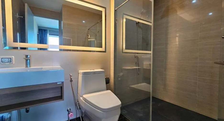 For sale 1 bed condo 