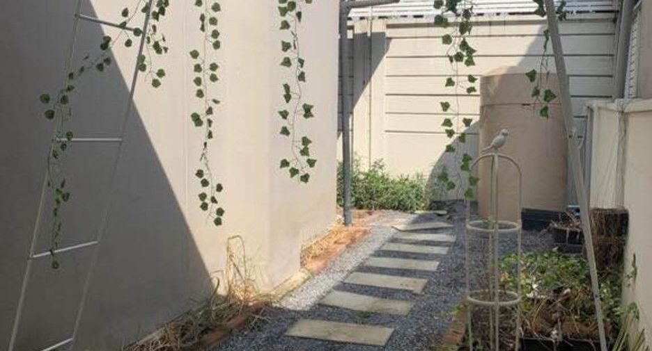 出租 3 卧室 独立屋 在 Prawet, 曼谷
