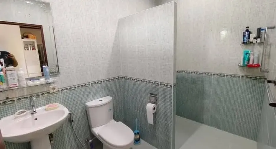 Villa en venta de 5 habitaciones en Mueang Rayong, Rayong