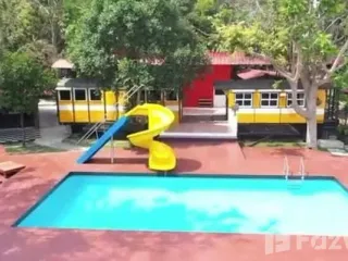 Villa en venta de 8 habitaciones en Mueang Rayong, Rayong