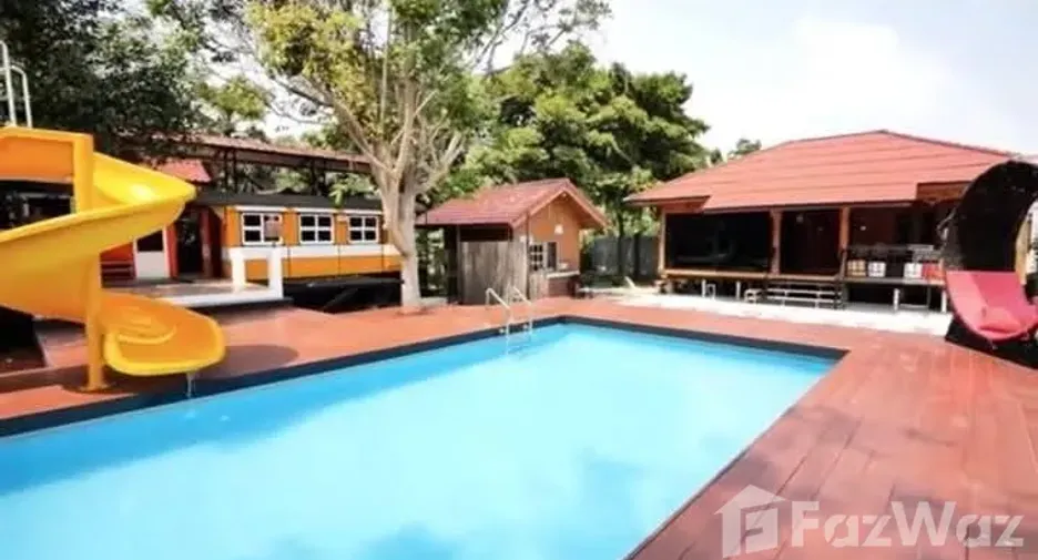 Villa en venta de 8 habitaciones en Mueang Rayong, Rayong