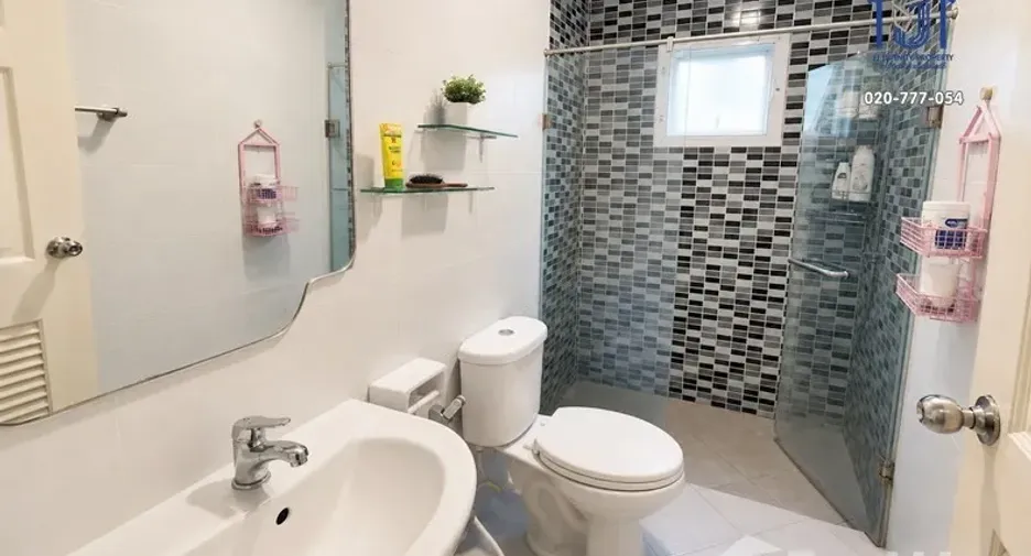 Casa en venta de 3 habitaciones en Lam Luk Ka, Pathum Thani