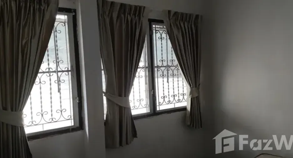 À louer 3 chambres maison à Bang Bua Thong, Nonthaburi