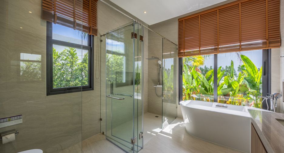 For sale 4 bedrooms villa in Mueang Phuket, Phuket
