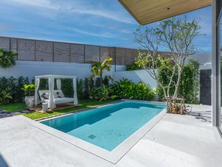 For sale 4 bedrooms villa in Mueang Phuket, Phuket