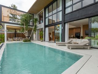 For sale 5 bedrooms villa in Mueang Phuket, Phuket