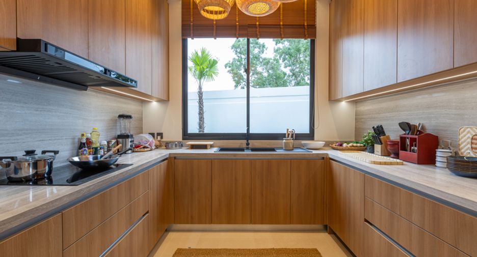 For sale 5 bedrooms villa in Mueang Phuket, Phuket