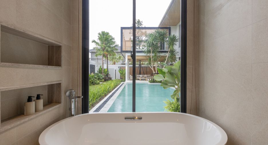 For sale 5 bedrooms villa in Mueang Phuket, Phuket