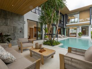 For sale 5 bedrooms villa in Mueang Phuket, Phuket