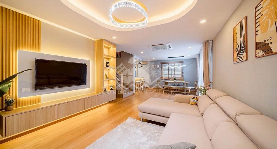 Casa en venta de 3 habitaciones en Bang Lamung, Chonburi
