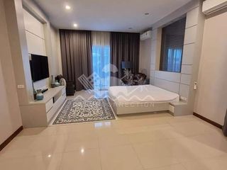 Casa en alquiler de 3 habitaciones en Bang Lamung, Chonburi