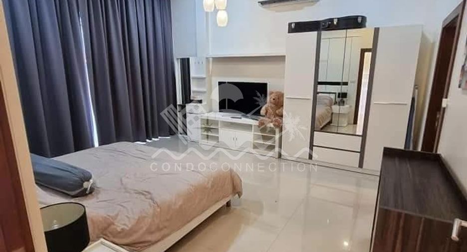 For rent 3 bedrooms house in Huay Yai, Pattaya