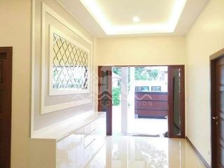 Casa en alquiler de 3 habitaciones en Bang Lamung, Chonburi