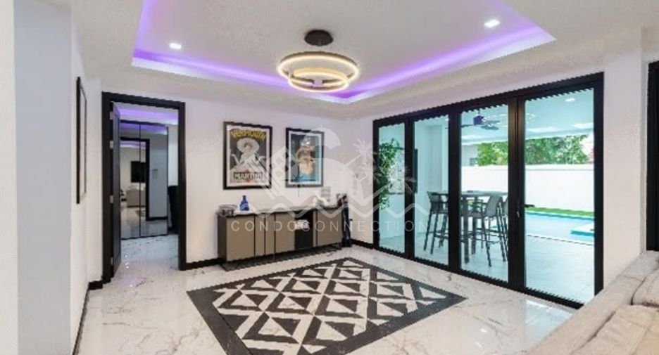 For rent 5 ベッドルーム house in Jomtien, Pattaya