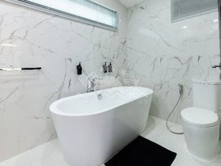 For rent 5 ベッドルーム house in Bang Lamung, Chonburi