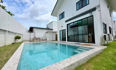 Villa en alquiler y en venta de 3 habitaciones en Mueang Phuket, Phuket