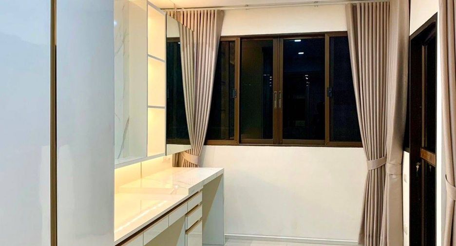 Condo en venta de 2 habitaciones en Watthana, Bangkok