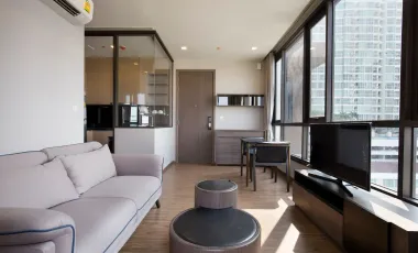Condo en alquiler de 1 habitaciones en Khlong Toei, Bangkok