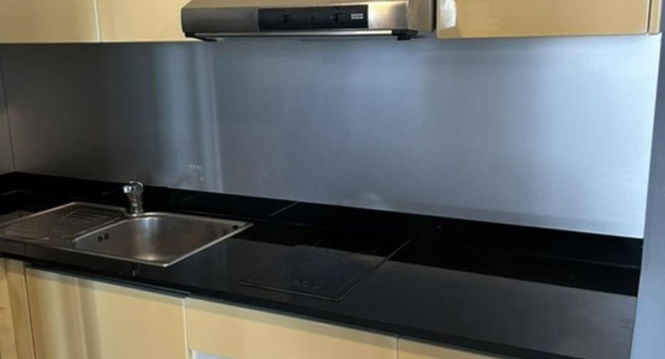 For rent and for sale 1 bed condo in Khlong Toei, Bangkok