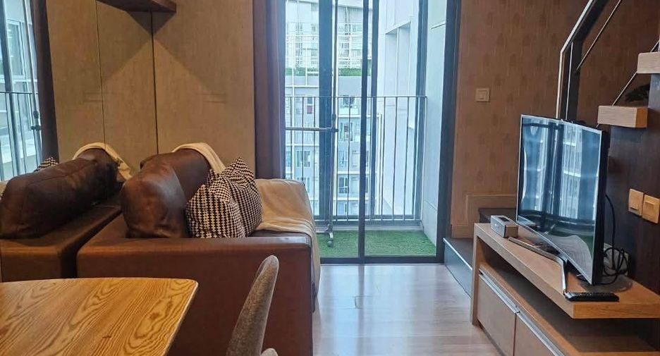 Condo en alquiler y en venta de 1 habitaciones en Phra Khanong, Bangkok