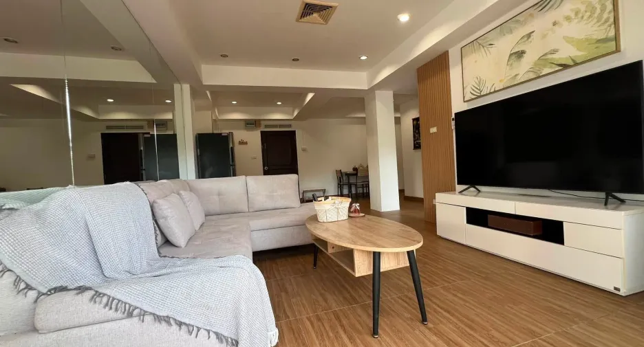 À louer 1 chambre appartement à Mueang Phuket, Phuket