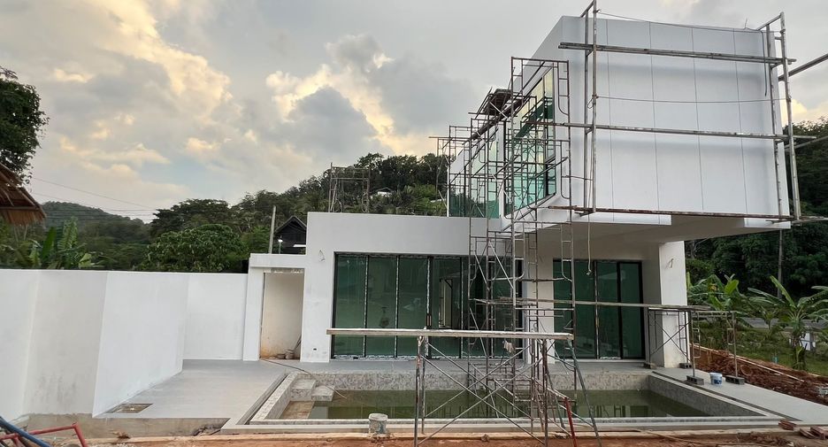 For sale 3 bedrooms villa in Thalang, Phuket