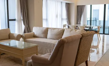 Condo en alquiler de 3 habitaciones en Sathon, Bangkok