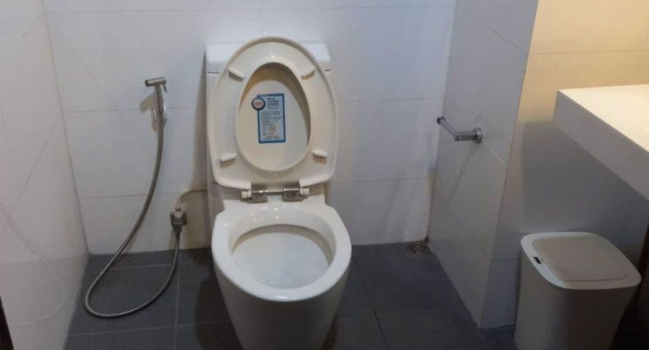 Продажа 1 кровать кондо в Хуаи Кхщанг, Бангкок