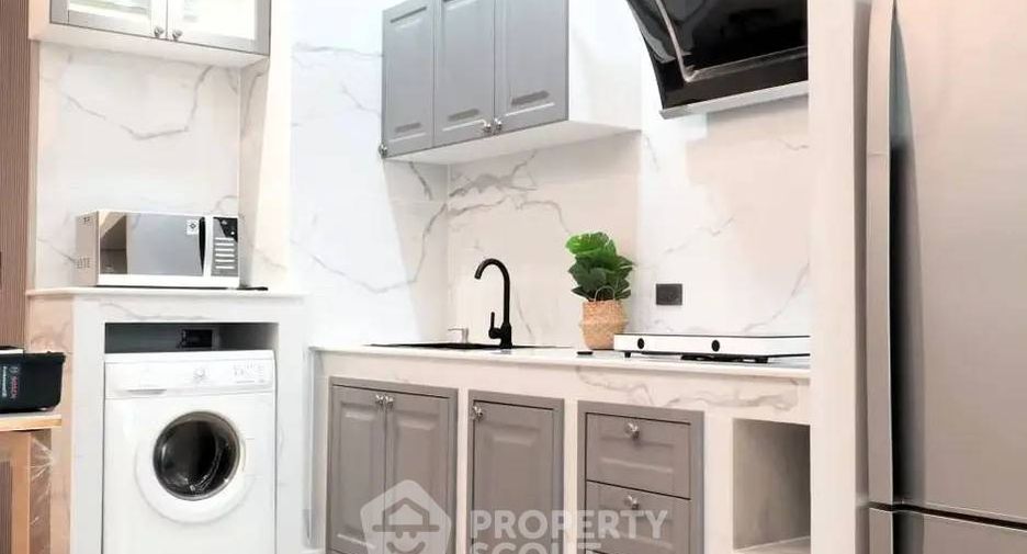 For rent and for sale 3 bedrooms condo in Khlong Toei, Bangkok