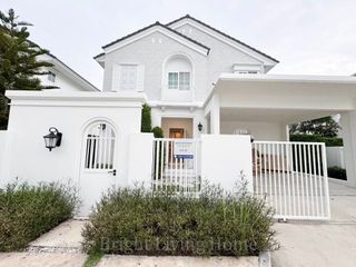 Haus zur Miete mit 3 Zimmer in Bang Phli, Samut Prakan