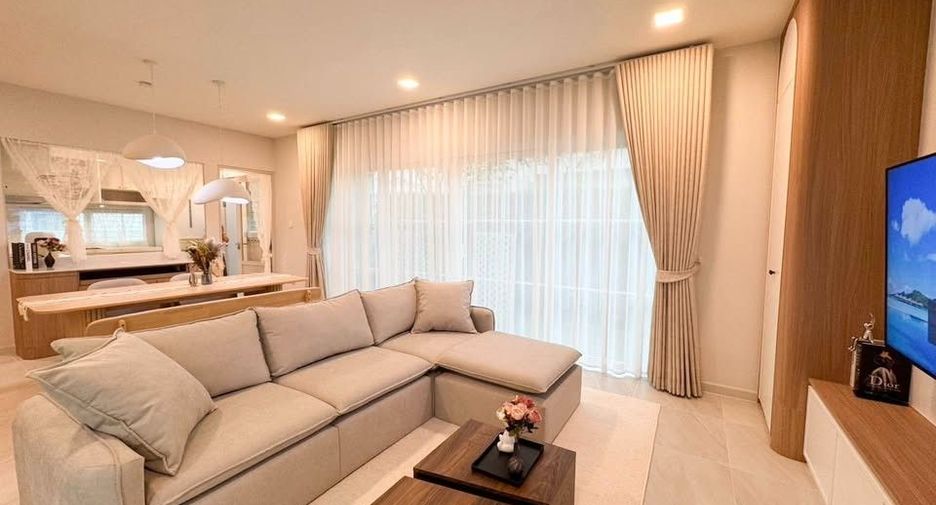 Haus zur Miete mit 3 Zimmer in Bang Phli, Samut Prakan