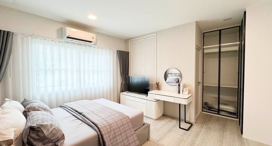 Haus zur Miete mit 3 Zimmer in Bang Phli, Samut Prakan