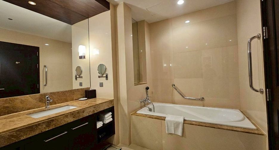 For rent 1 bed condo in Khlong Toei, Bangkok