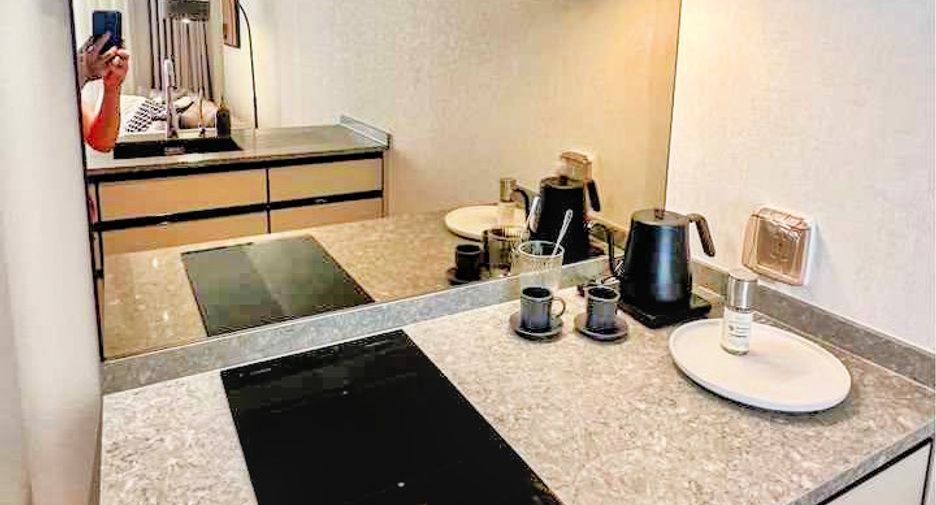 For rent 1 bed condo in Watthana, Bangkok