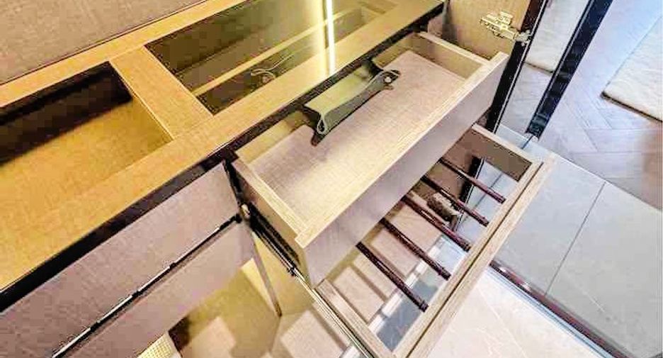 For rent 1 bed condo in Watthana, Bangkok