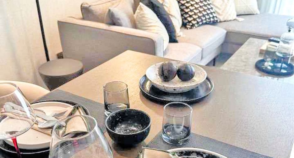 For rent 1 bed condo in Watthana, Bangkok